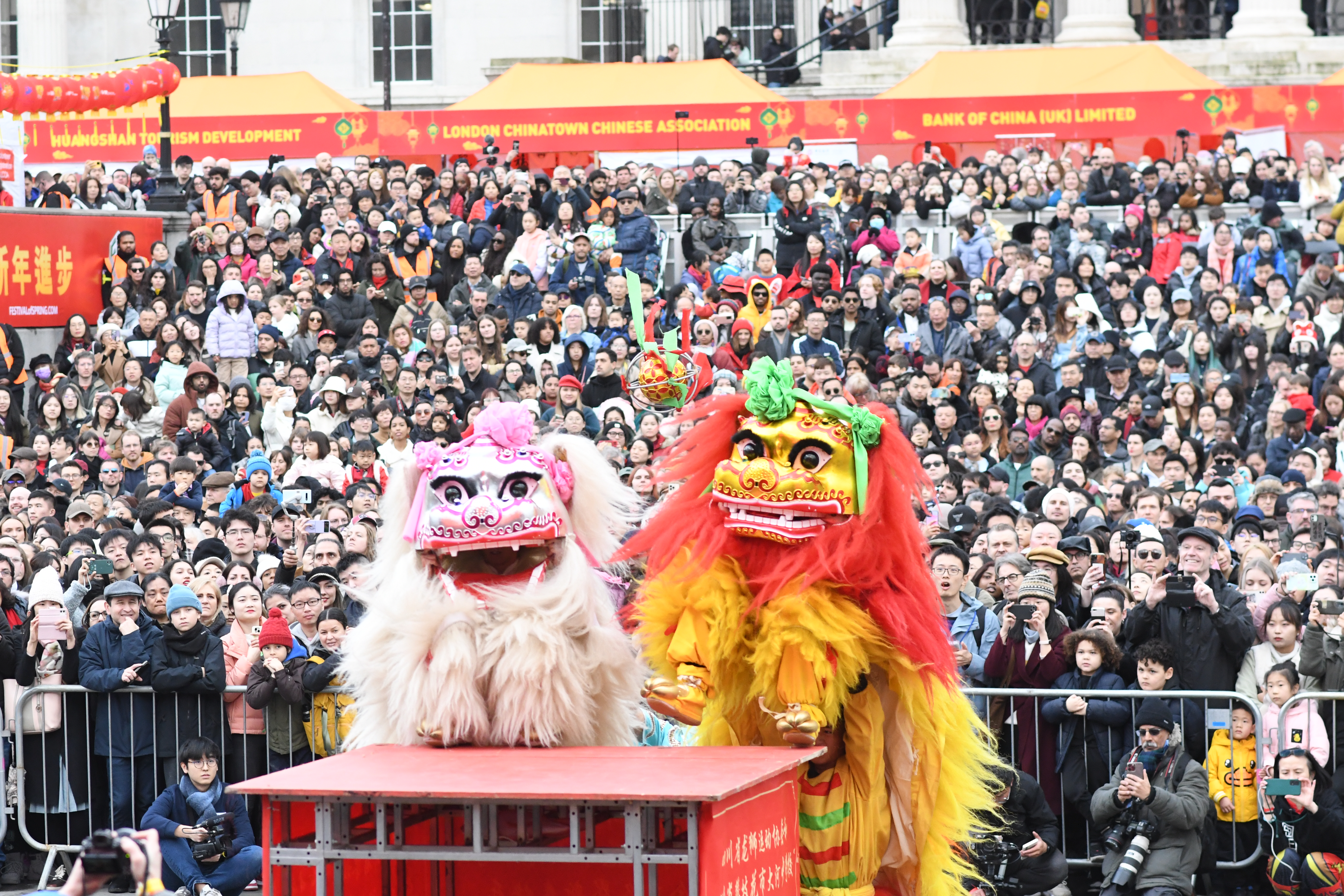Lion Dance Performance at Trafalgar Square by Allan Hong